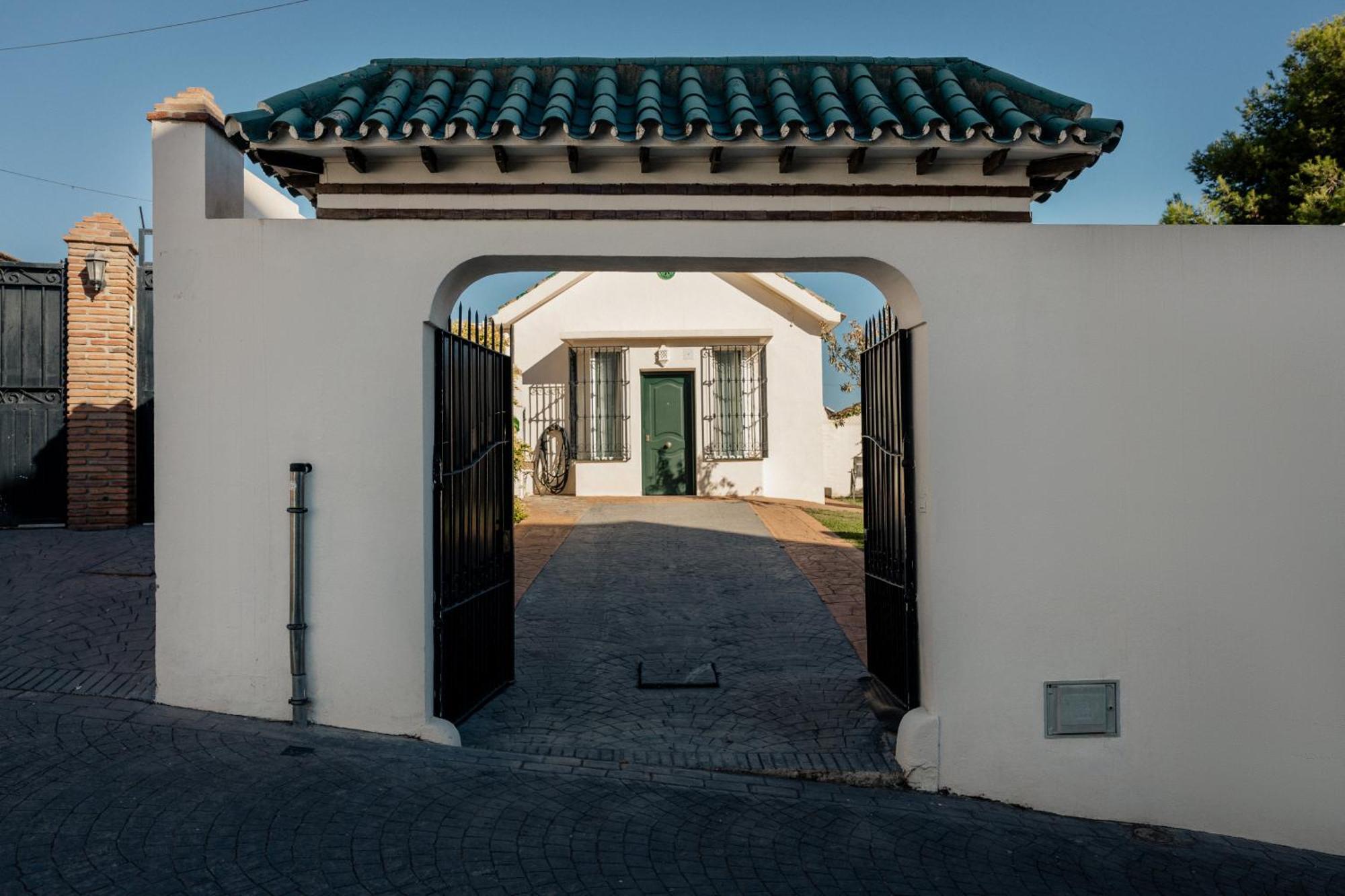 Vakantiehuis Agradable Casa Con Jardin Privado